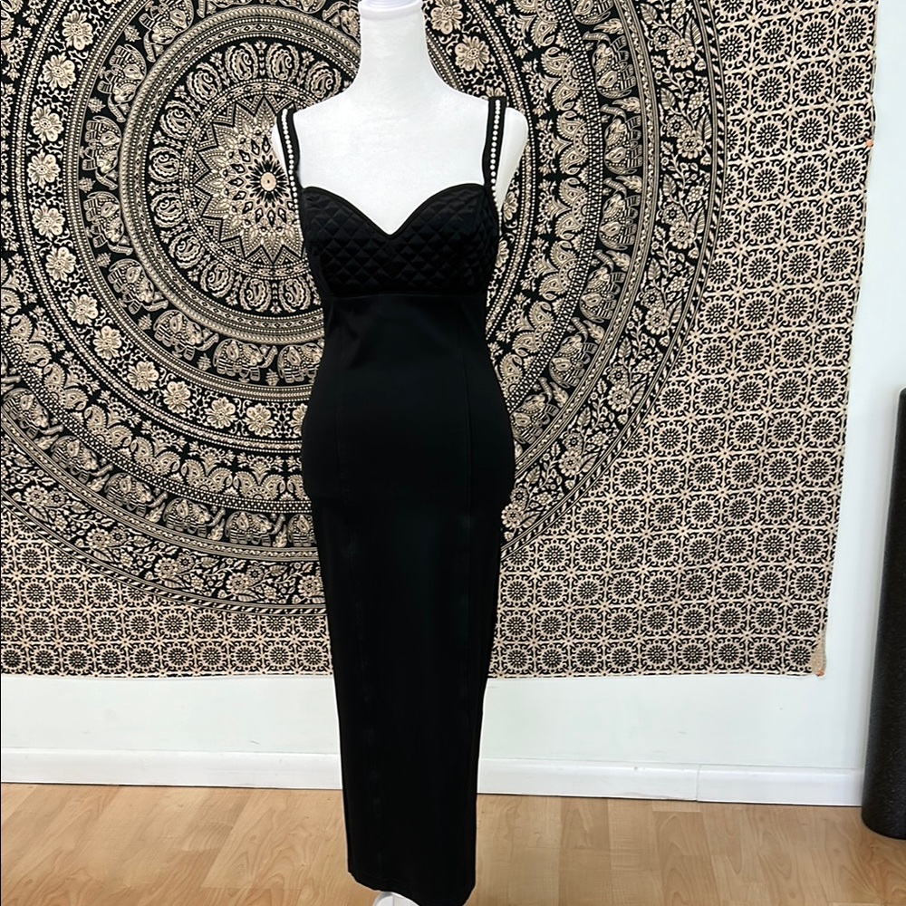 Black Sleeveless Bodycon Midi Dress